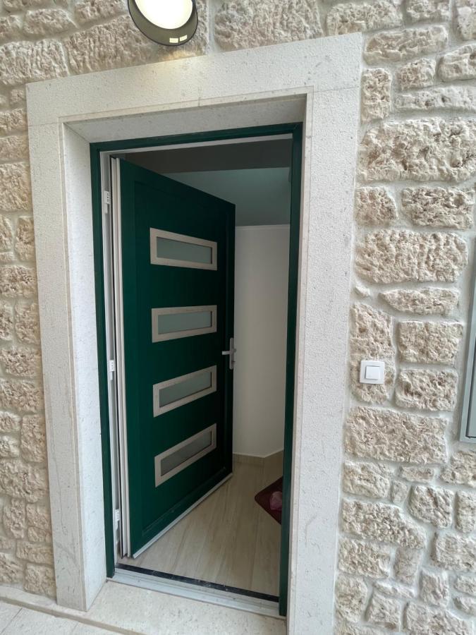 Citadela Apartment Primosten Exterior photo